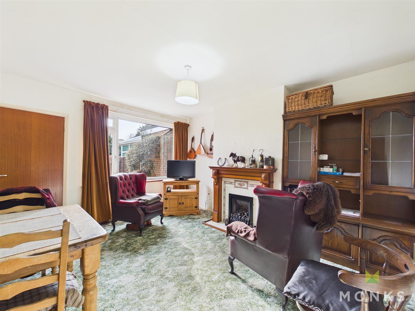 5 Friars Close, Oswestry, SY11 2LR For Sale